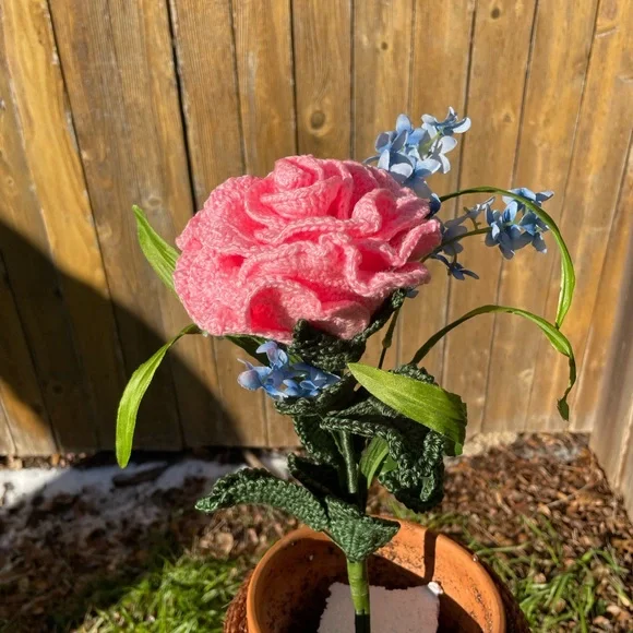 Crochet Roses - Picture 13 of 16